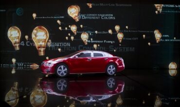 Nissan Launches the 2013 Altima