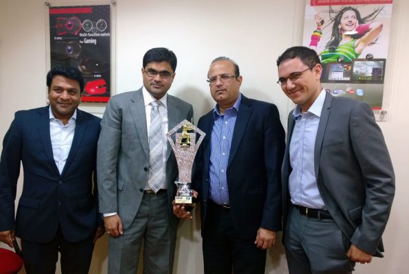 Dubai Computer Group to host DCG-WD Cricket League 2013