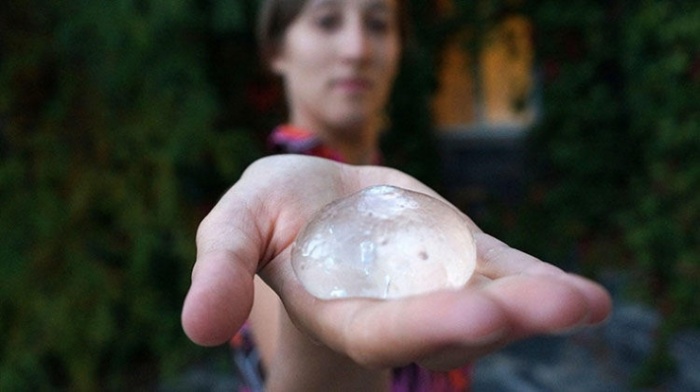 Startup Idea: Edible Water Blob That Could Replace Plastic Bottles